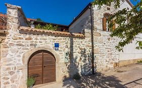 Stara Kuca - Old Stone House